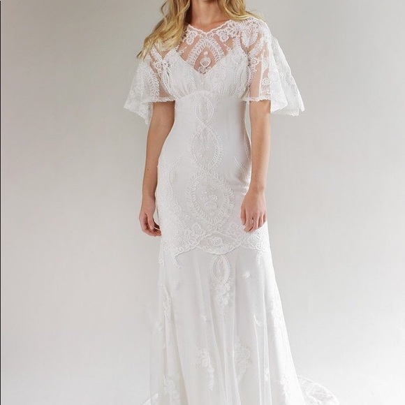 Claire Pettibone Silver Lakes wedding dress - Picture 3 of 13